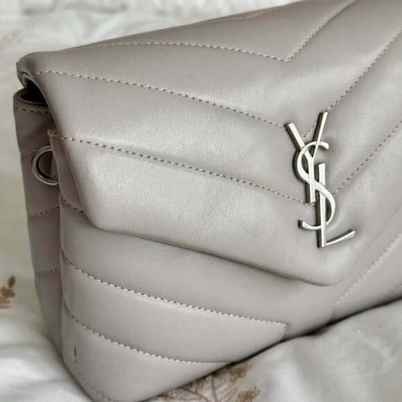 Saint Laurent Toy Monogram Matelasse LouLou Bag - Picture 2 of 16